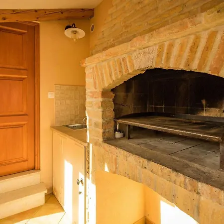 Casa Vala Romana With Jacuzzi And Big Garden Holiday home