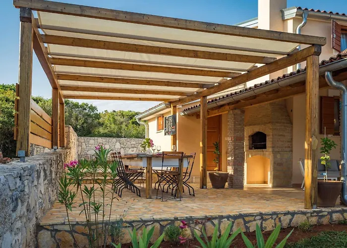 Casa Vala Romana With Jacuzzi And Big Garden Vikendica *