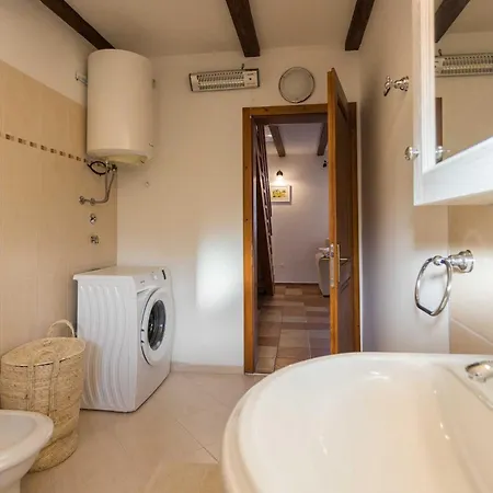 Casa Vala Romana With Jacuzzi&big Garden