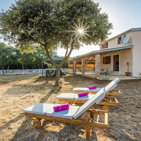 Casa Vala Romana With Jacuzzi&big Garden *