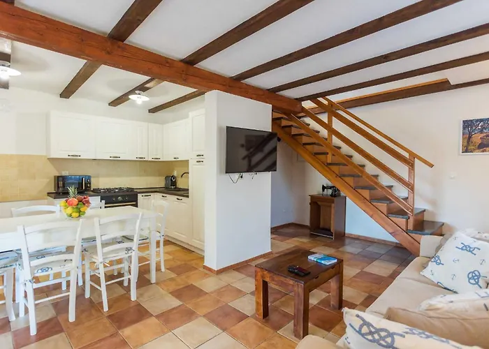 Casa Vala Romana With Jacuzzi And Big Garden